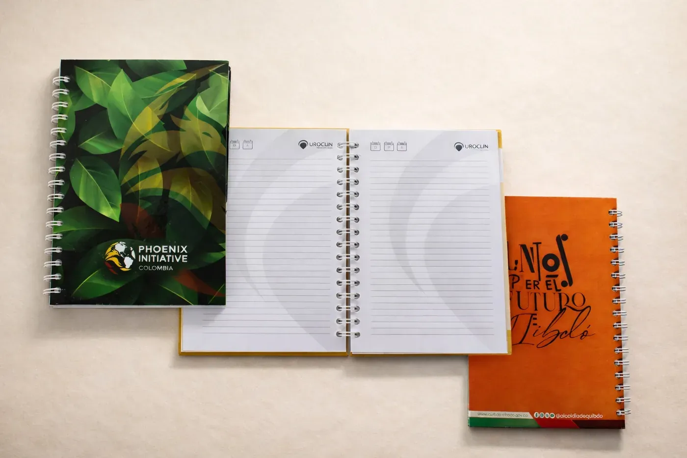 Cuadernos argollados de pasta dura con diseño personalizado para empresas en Medellín